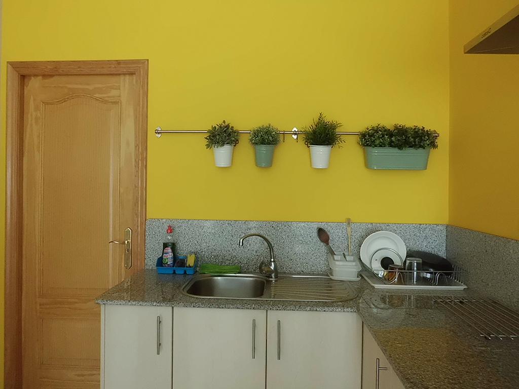 Hostal Caracas Lalín Esterno foto